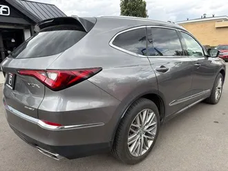 2022 Acura MDX photo 2