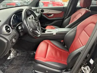 2023 Mercedes-Benz GLC photo 3