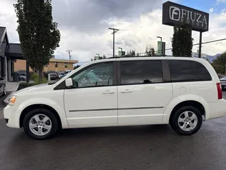 2010 Dodge Grand Caravan photo 3