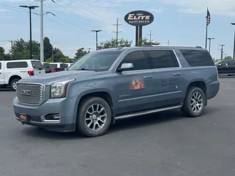 2016 GMC Yukon XL photo 3