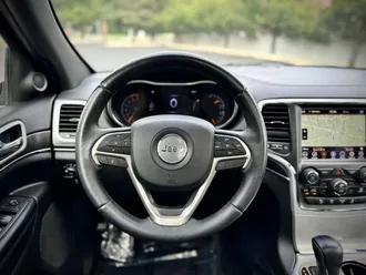 2018 Jeep Grand Cherokee photo 7