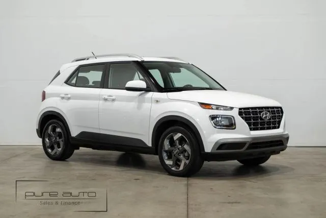 2024 Hyundai Venue SEL Sport Utility 4D