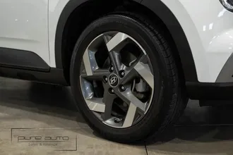 2024 Hyundai Venue photo 4