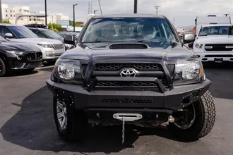 2011 TOYOTA TACOMA photo 3
