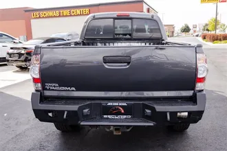 2011 TOYOTA TACOMA photo 6