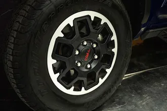 2024 TOYOTA TACOMA photo 3