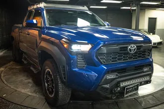 2024 TOYOTA TACOMA photo 5