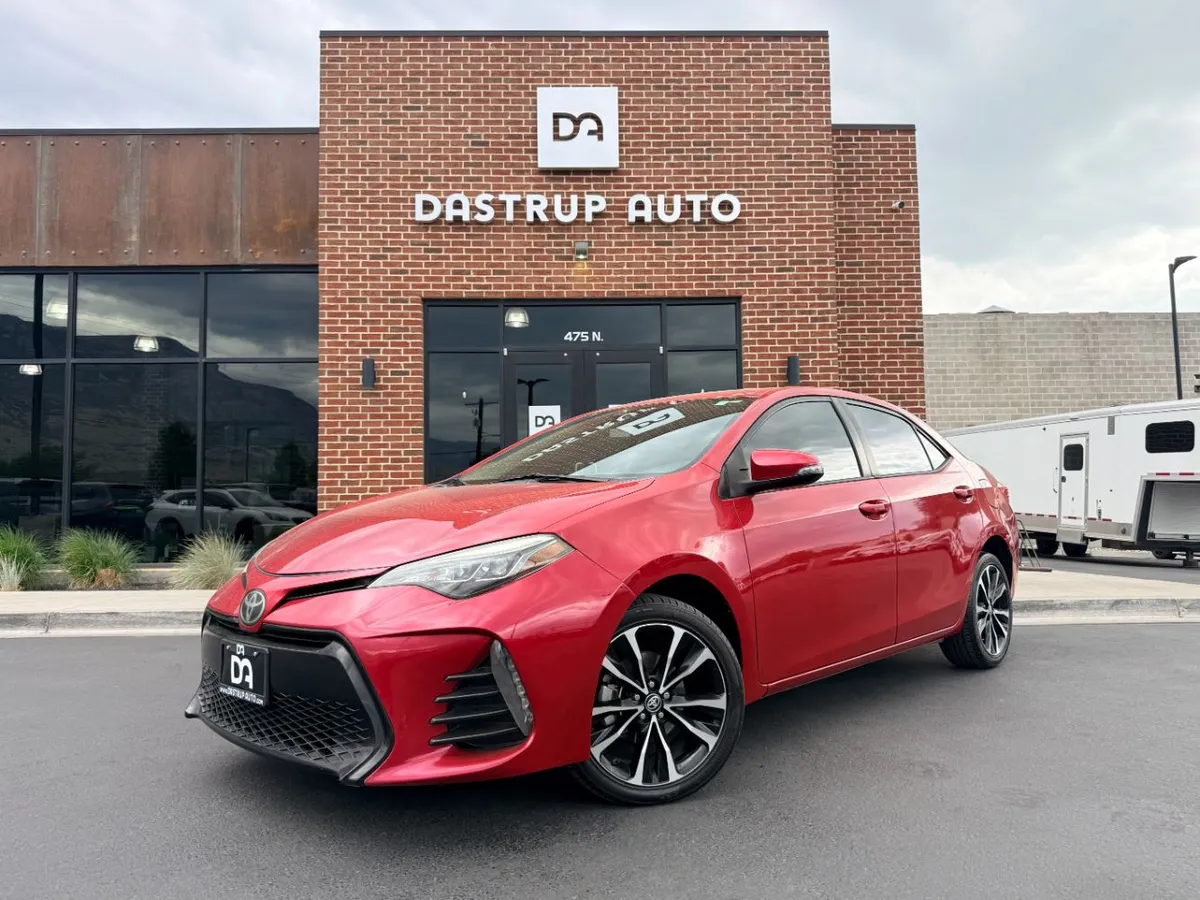 2017 Toyota Corolla L | LE | XLE | SE | SE Special Edition | XSE