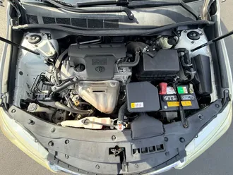 2017 Toyota Camry photo 3