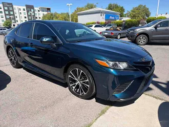 2019 Toyota Camry photo 6