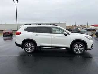 2022 Subaru Ascent photo 2