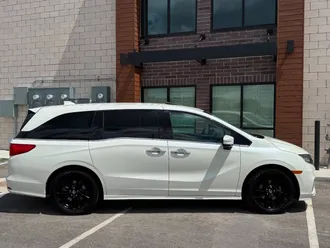 2018 Honda Odyssey photo 6