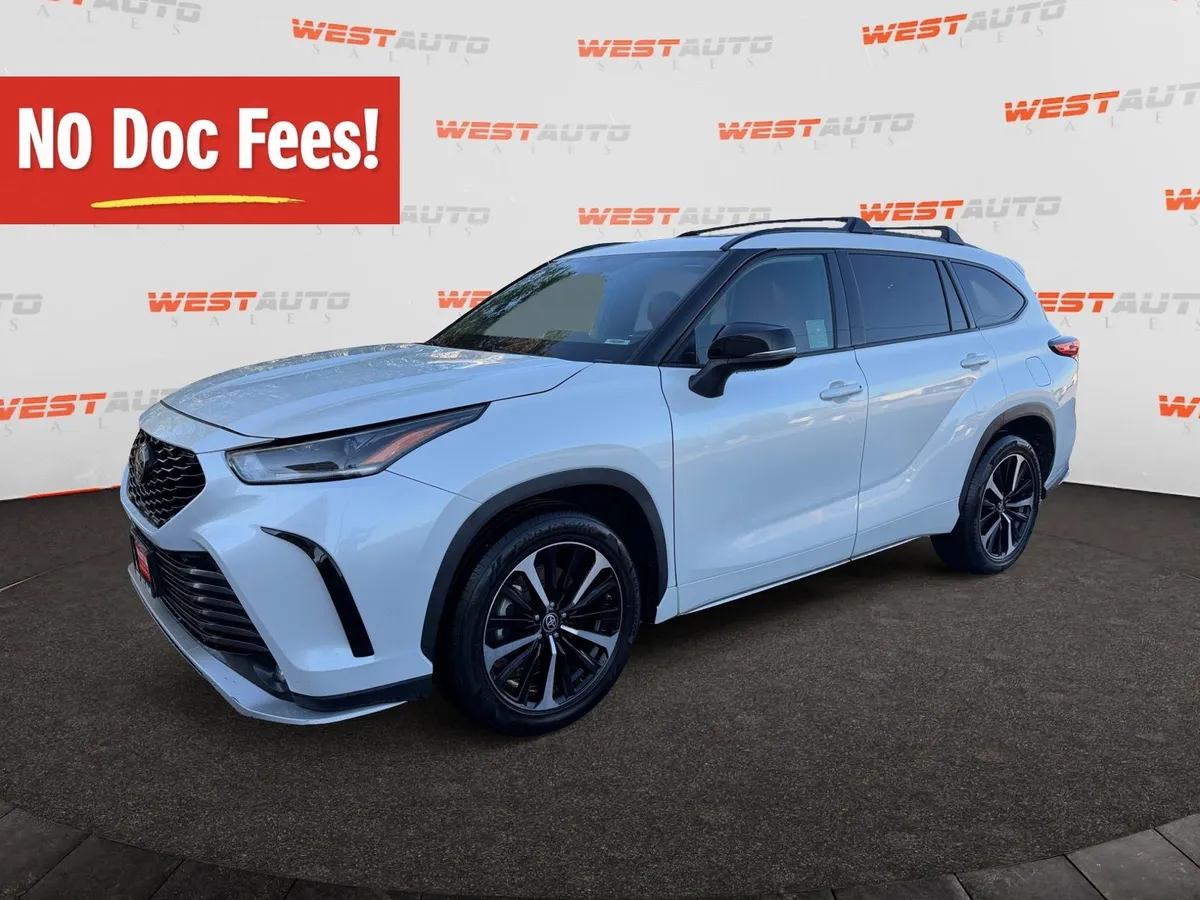 2022 Toyota Highlander XSE