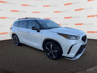 2022 Toyota Highlander photo 7