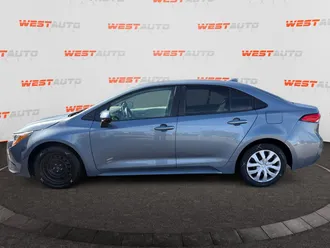 2021 Toyota Corolla photo 2