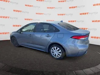 2021 Toyota Corolla photo 3