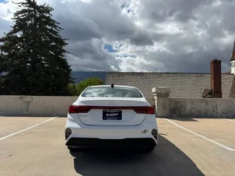 2023 Kia Forte photo 7