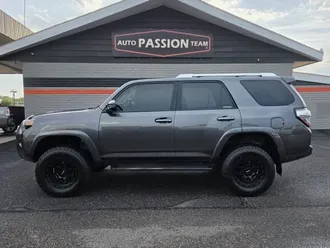 2018 Toyota 4Runner photo 2