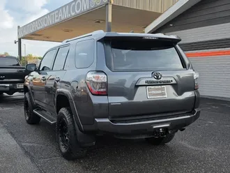 2018 Toyota 4Runner photo 3