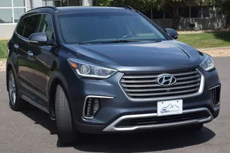 2017 Hyundai Santa Fe photo 5