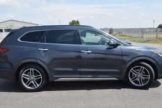 2017 Hyundai Santa Fe photo 6