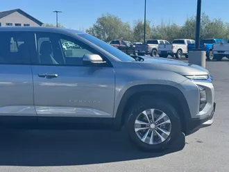 2026 Chevrolet Equinox photo 4