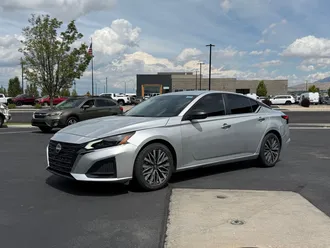 2024 Nissan Altima photo 6