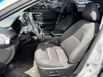 2024 Nissan Altima photo 7