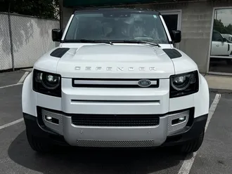 2021 Land Rover Defender 110 SE photo 2