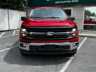 2025 Ford F-150 XLT photo 2