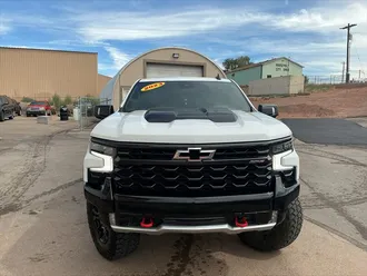 2023 Chevrolet Silverado 1500 ZR2 photo 3