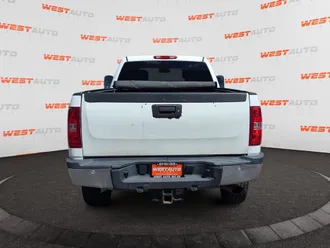 2012 Chevrolet Silverado 3500HD photo 4