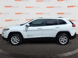 2016 Jeep Cherokee photo 2