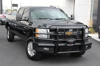 2014 CHEVROLET SILVERADO 3500HD photo 2