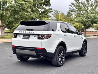 2017 Land Rover Discovery Sport photo 4
