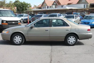 1999 Toyota Camry photo 4