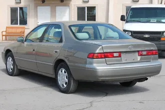 1999 Toyota Camry photo 5