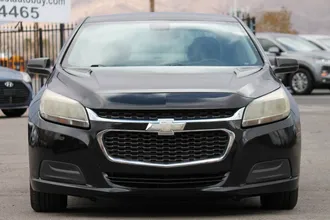 2014 Chevrolet Malibu photo 2