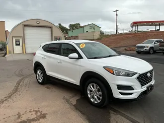 2019 Hyundai TUCSON SE photo 2