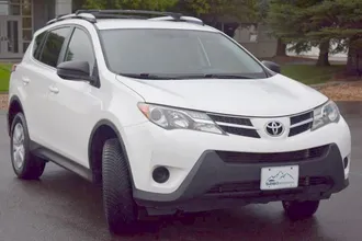 2014 Toyota RAV4 photo 4