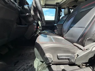 2020 Jeep Gladiator photo 6