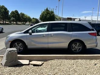 2023 Honda Odyssey photo 6