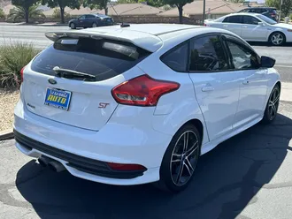 2016 Ford Focus photo 3