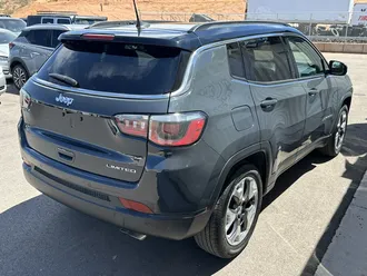 2018 Jeep Compass photo 3