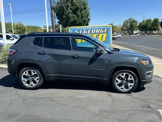 2018 Jeep Compass photo 3