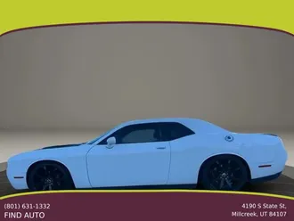 2016 Dodge Challenger photo 7