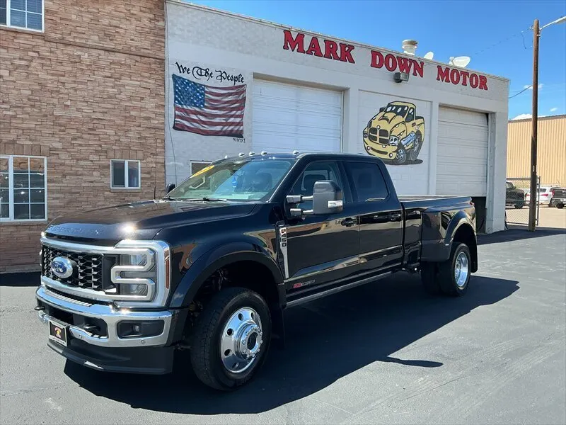 2025 Ford F-450 Super Duty Lariat Lariat