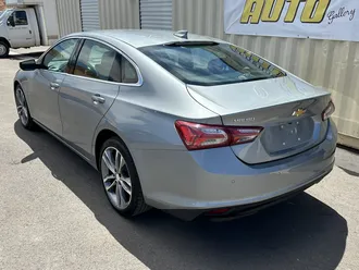 2024 Chevrolet Malibu photo 2