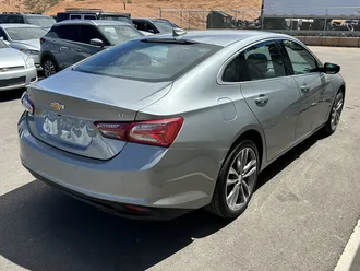 2024 Chevrolet Malibu photo 3