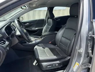 2024 Chevrolet Malibu photo 5
